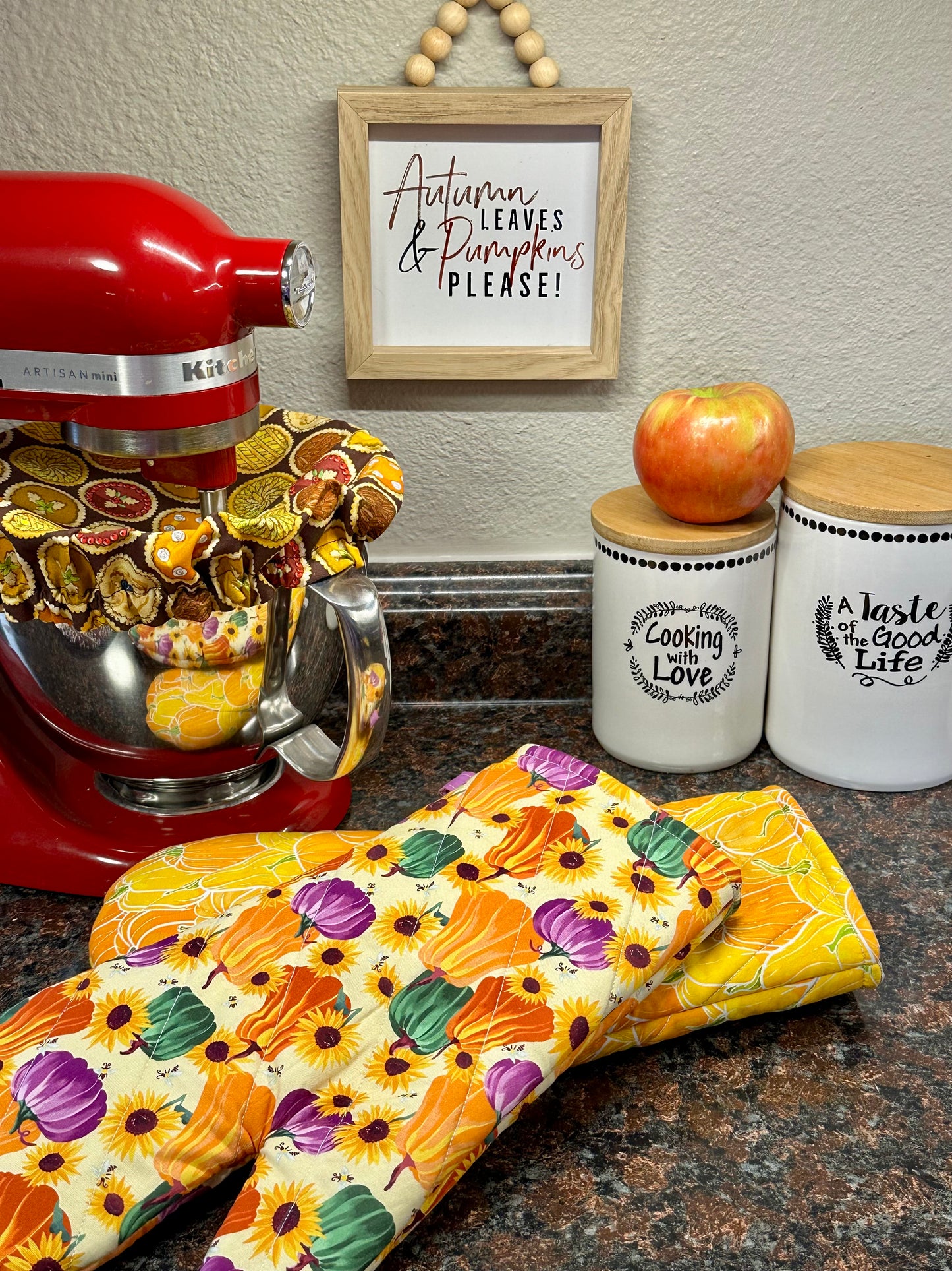 Fall Kitchen Decor Oven Mitt
