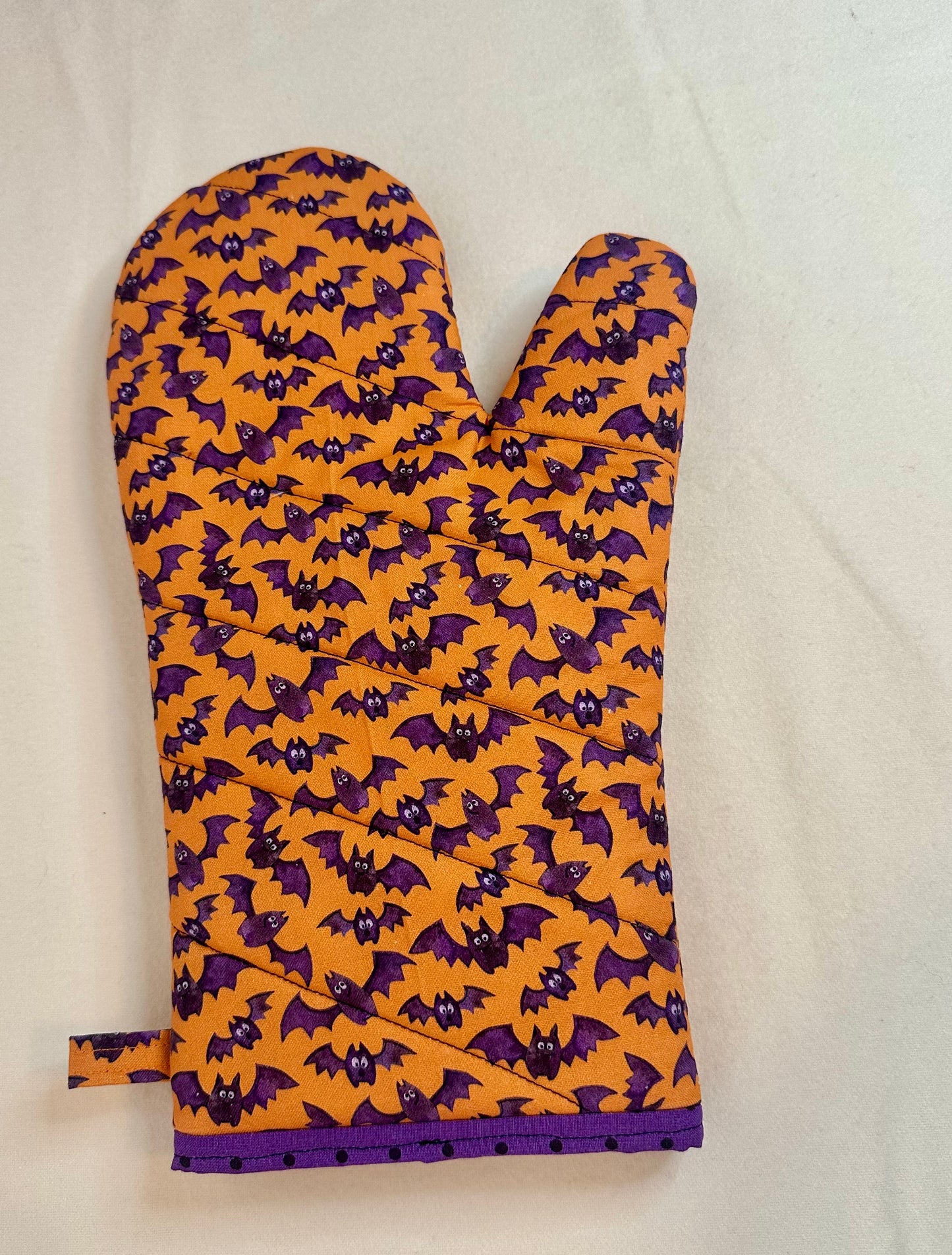 Halloween Kitchen Decor Oven Mitt, Spooky Season Pot Holder