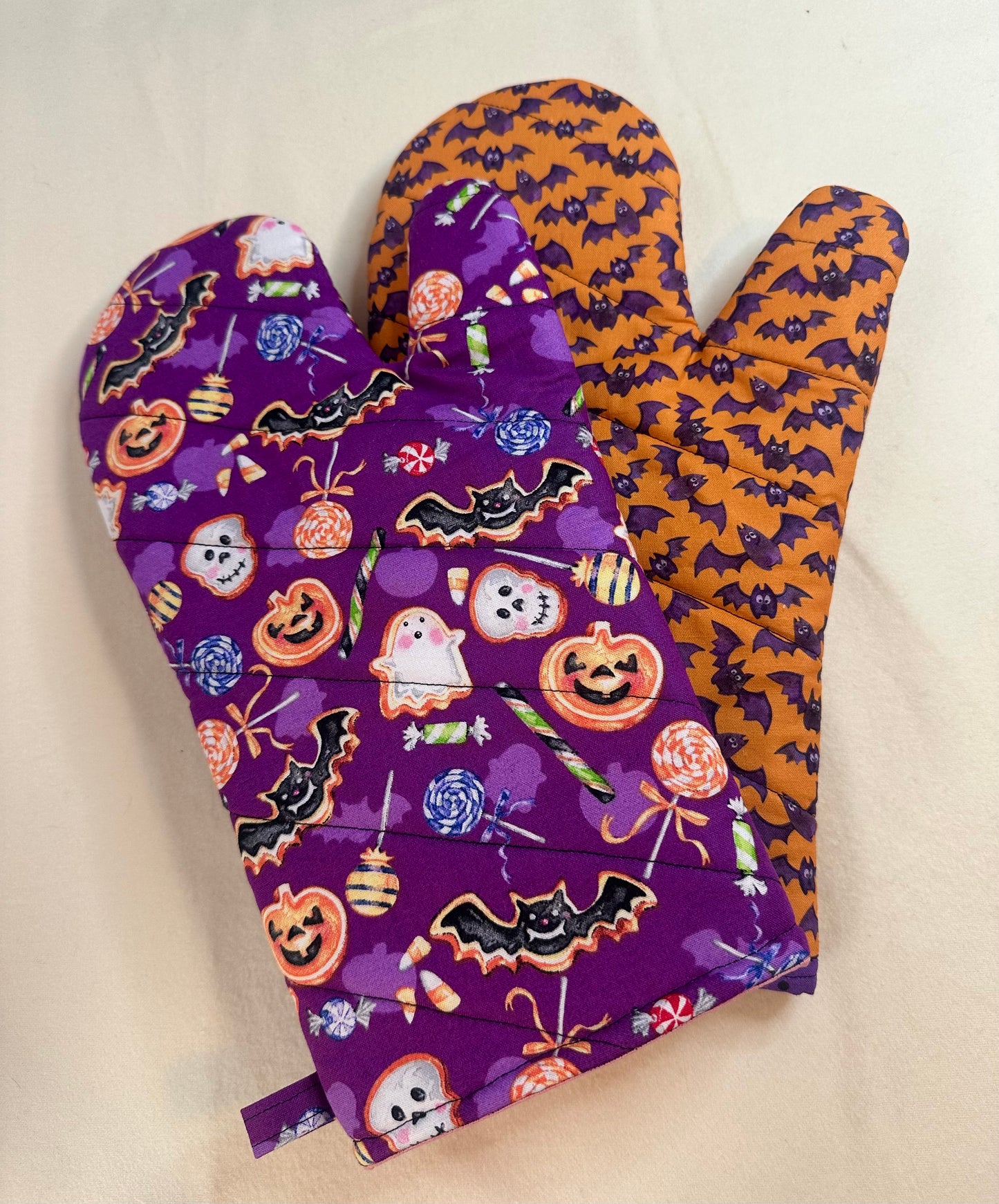 Halloween Kitchen Decor Oven Mitt, Spooky Season Pot Holder