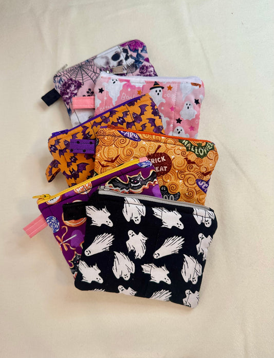 Halloween Keychain Coin Purse, Badge Holder, Mini Clutch, Quilted Wristlet